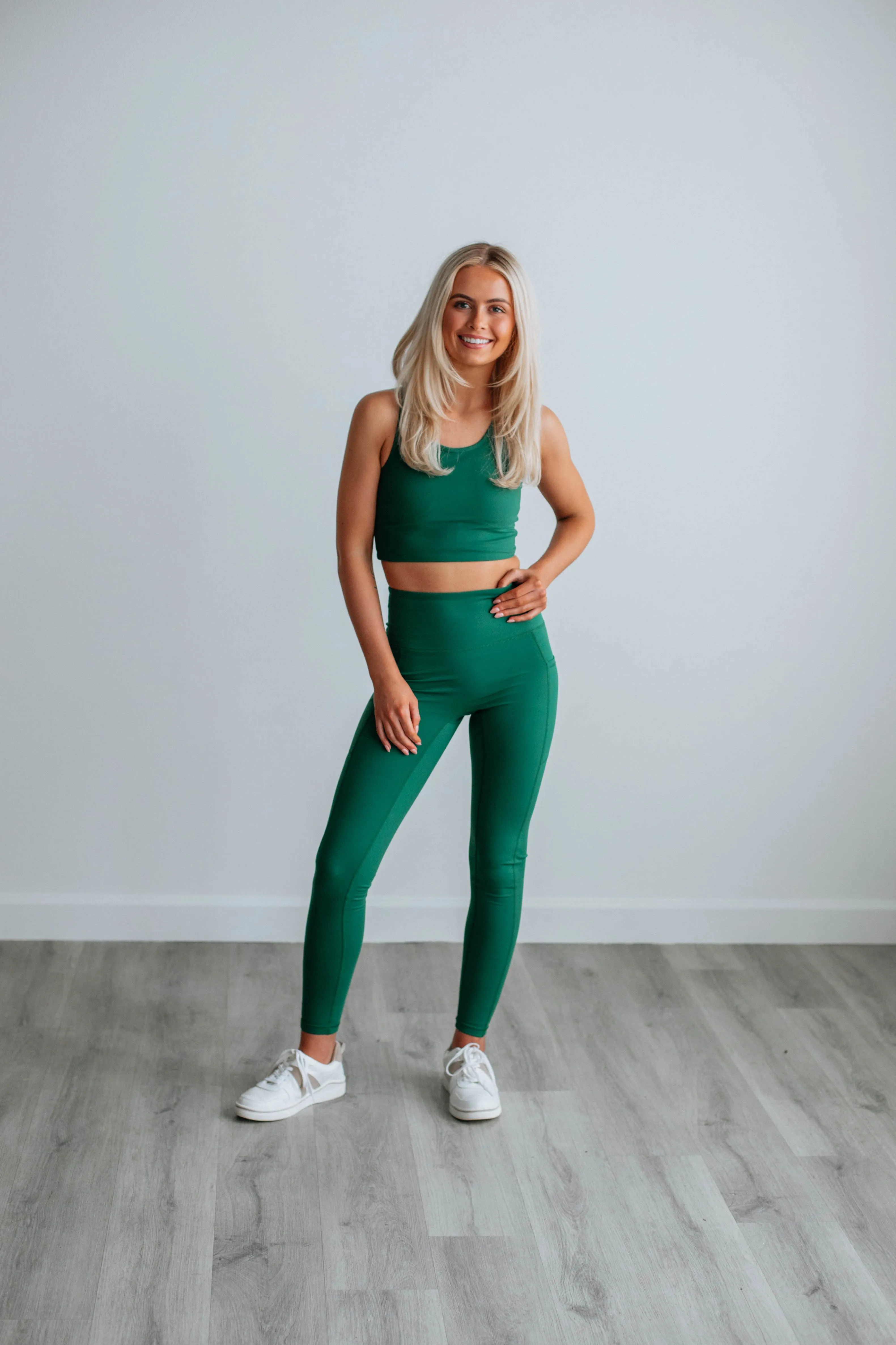 Astoria Sports Bra - Hunter Green