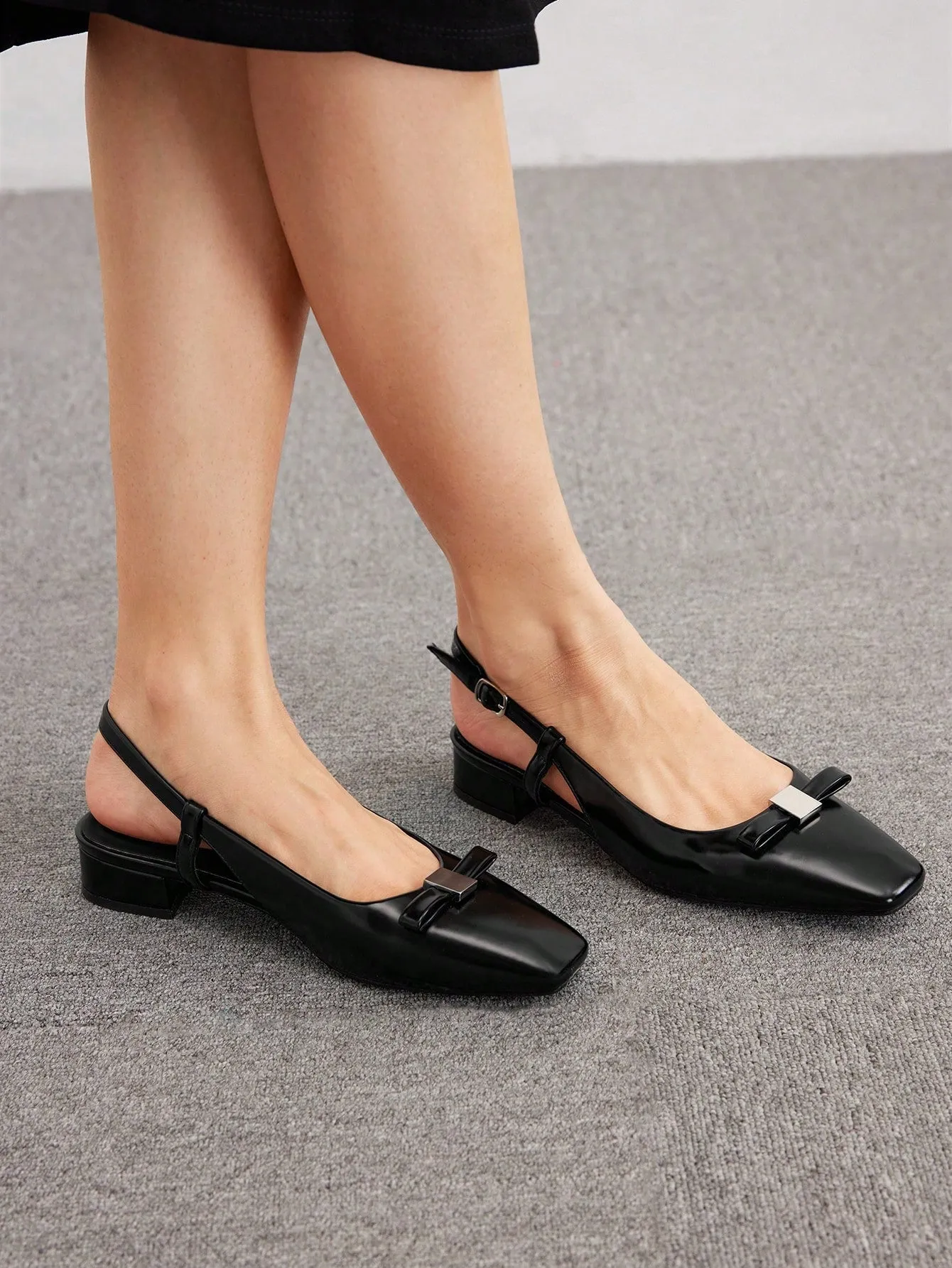 CUCCOO CHICEST Ladies' Comfortable Square-Toe Flat Shoes With Simple Design