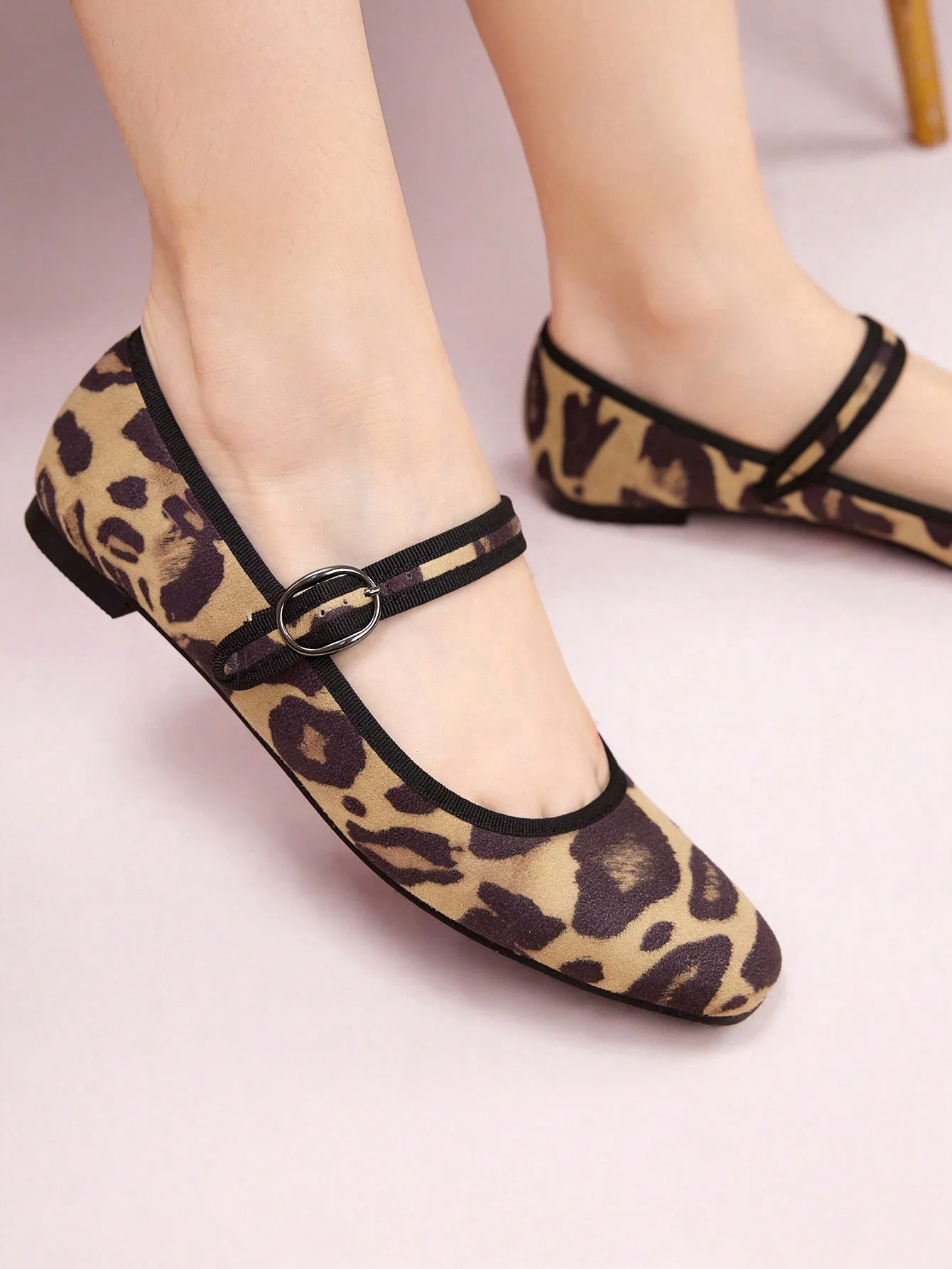 CUCCOO DOLLMOD Square Toe Comfortable Fashion Leopard Print Women's Flat Shoes