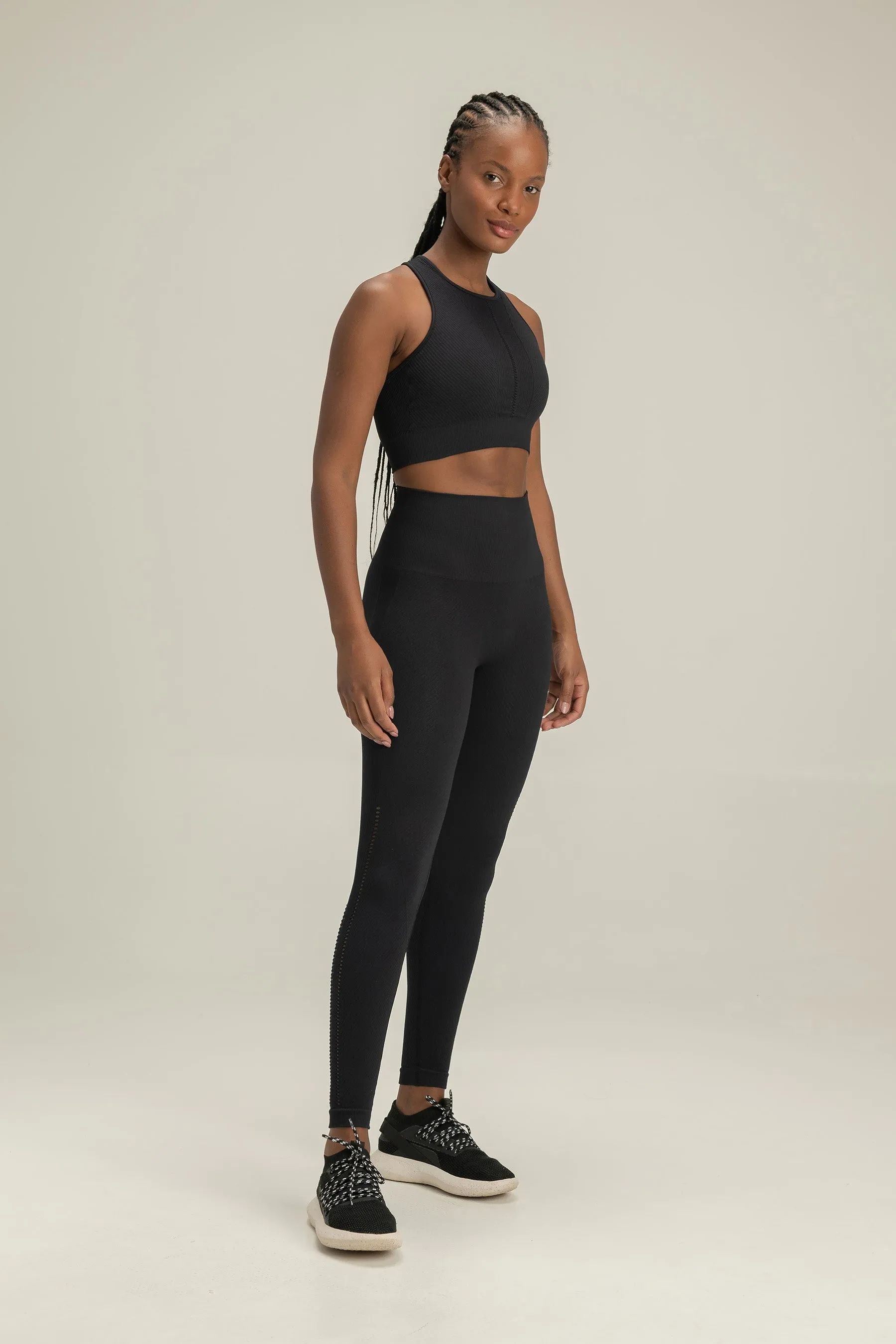 Dynamic Seamless Sports Bra