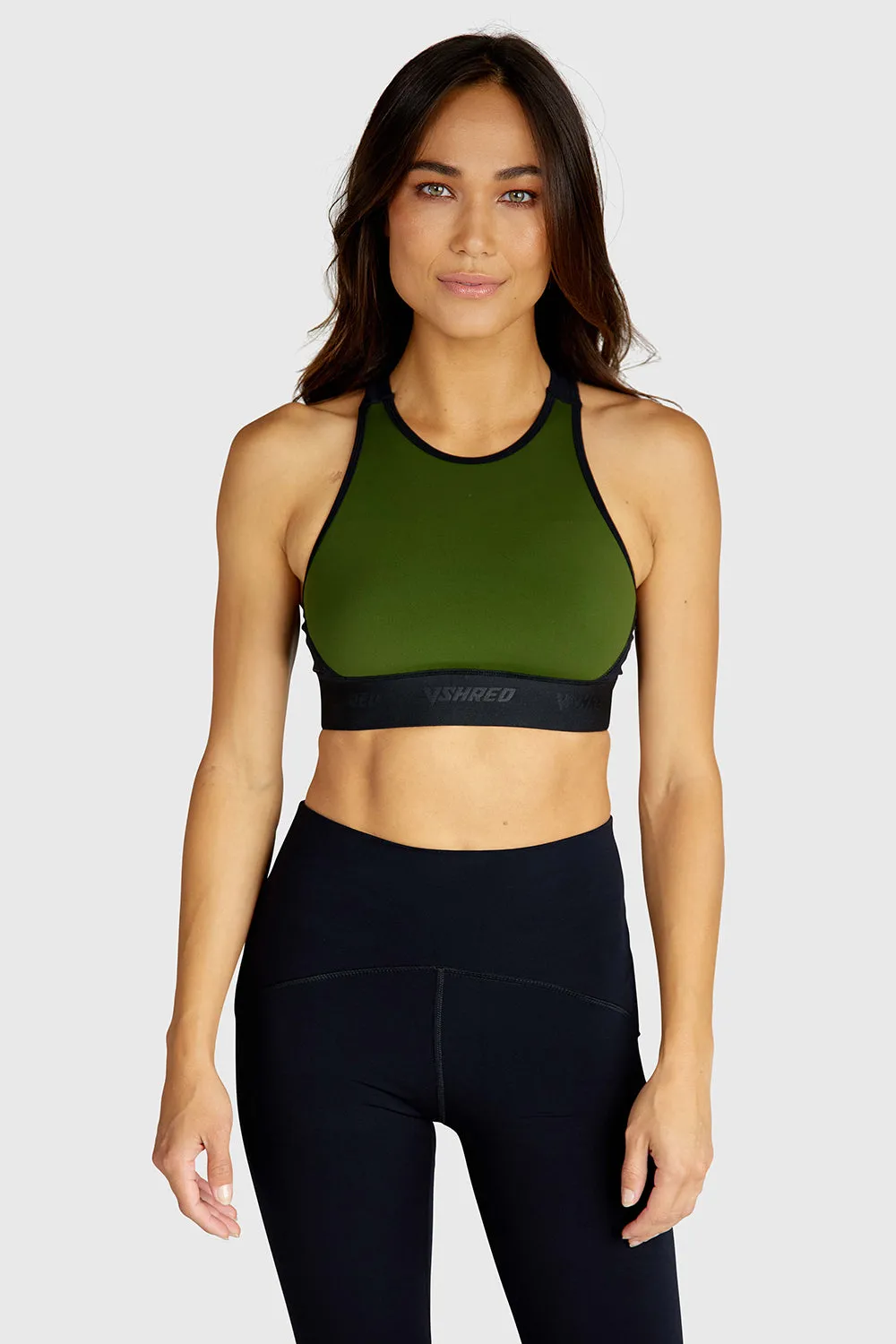 ESSENTIAL HIGH NECK SPORTS BRA